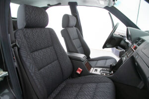 C200