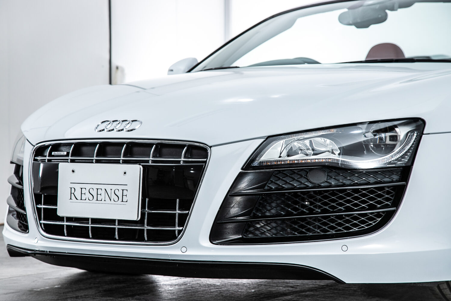 R8 スパイダー FSIクワトロ 4WD