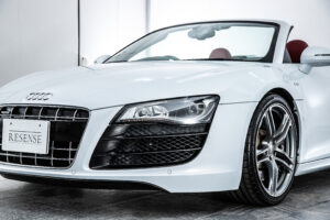 R8 スパイダー FSIクワトロ 4WD