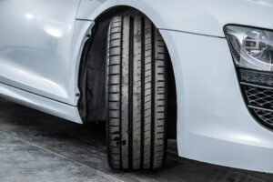 R8 スパイダー FSIクワトロ 4WD