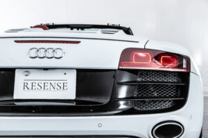 R8 スパイダー FSIクワトロ 4WD