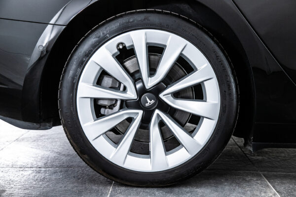 モデル3 ロングレンジ デュアルモーター AWD
