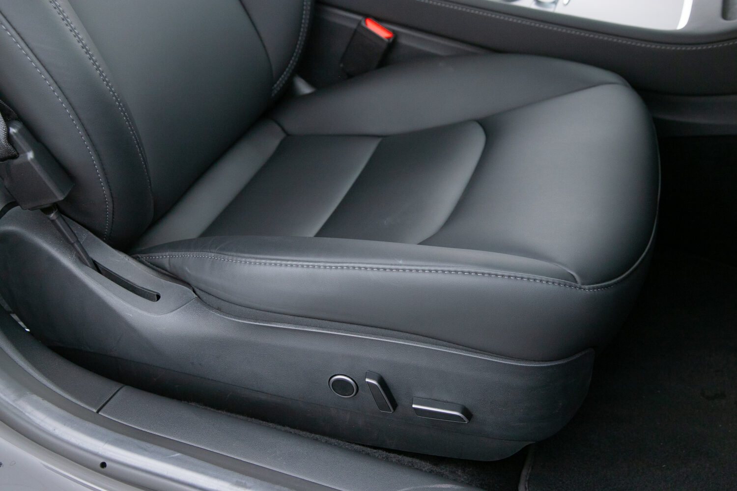 モデル3 ロングレンジ デュアルモーター AWD