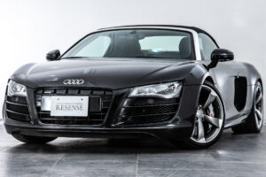 R8 スパイダー FSIクワトロ 4WD