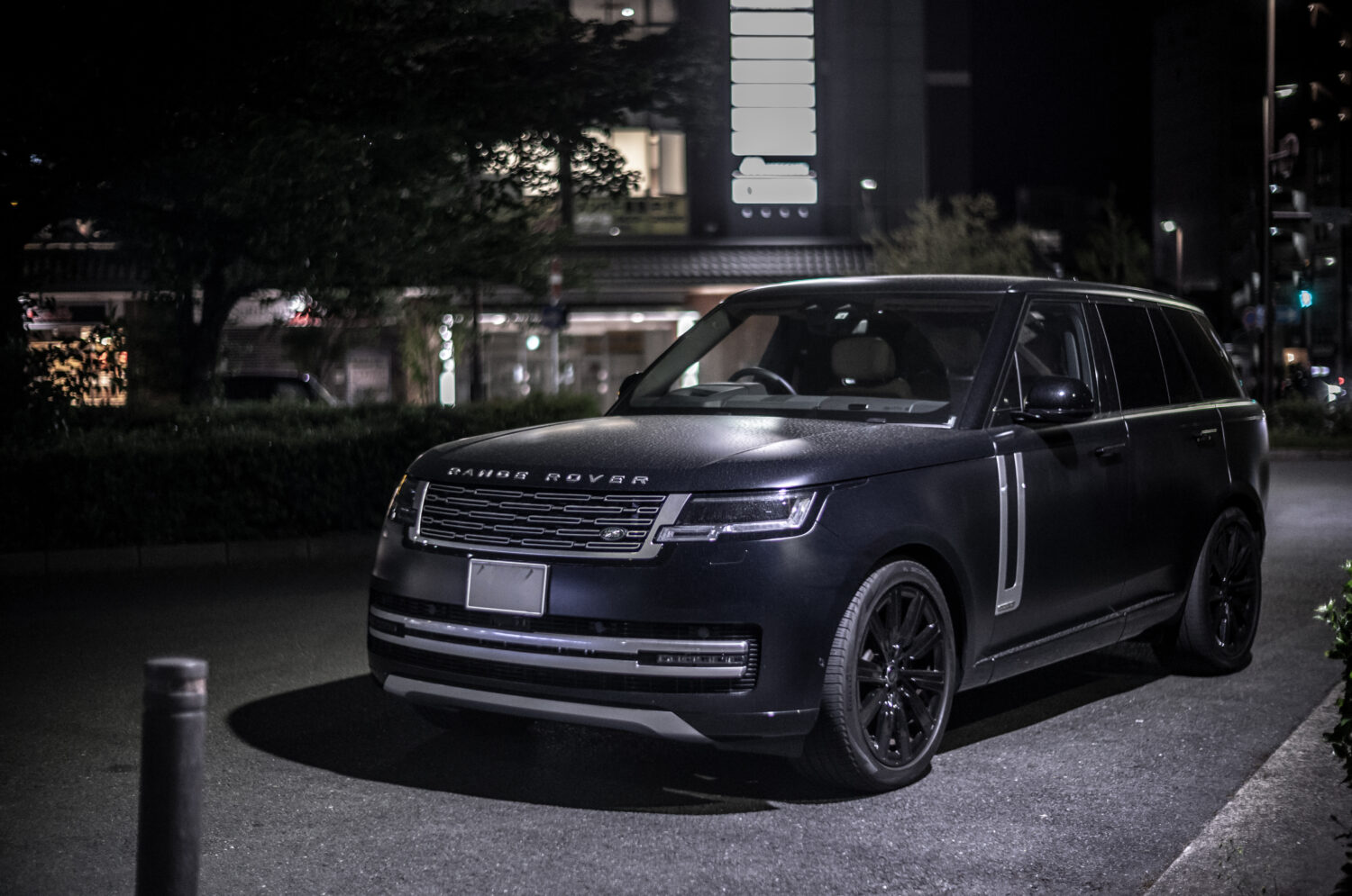 レンジローバー・オートバイオグラフィ（４WD/9AT）普段使いできるロールス