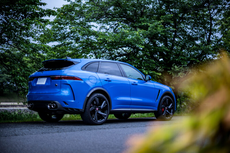 ジャガー・FペイスSVR（4WD/8AT）高純度の“スポーツカー”
