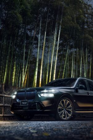 存在感ある漆黒　日本専用限定100台　BMW X7 ブラックα　数々の専用品装備