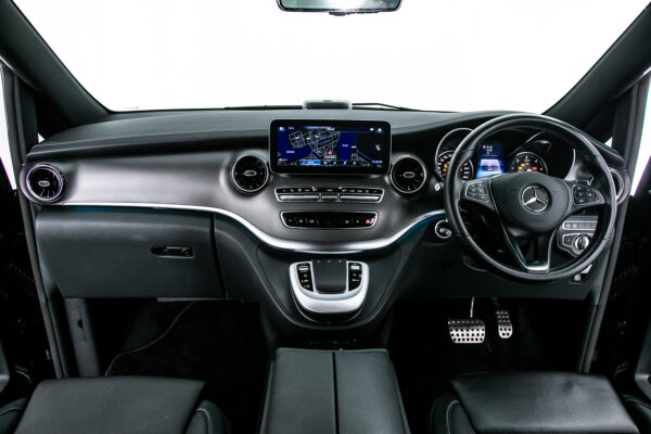 V220dアバンギャルド EXロングブラックSUITE