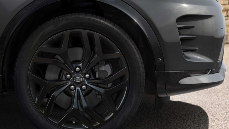 2026Y　ランドローバー・ディスカバリー・スポーツ　PHEVが3グレード展開へ