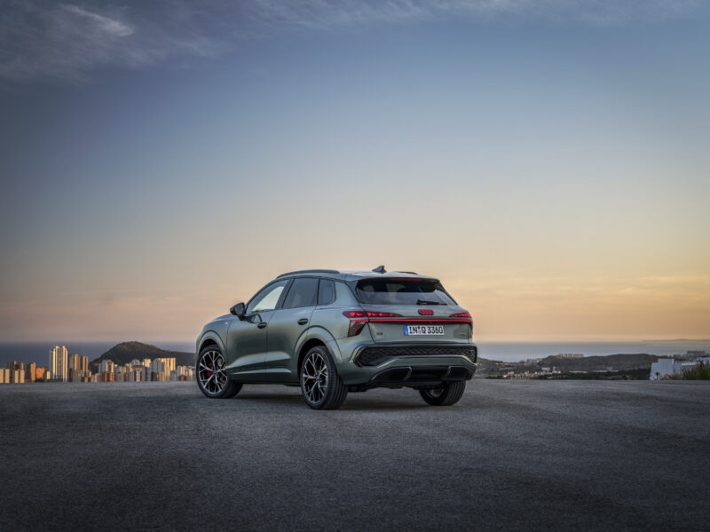 アウディQ3　日常のデジタルパートナーともいえる存在へ　歴代最良モデル