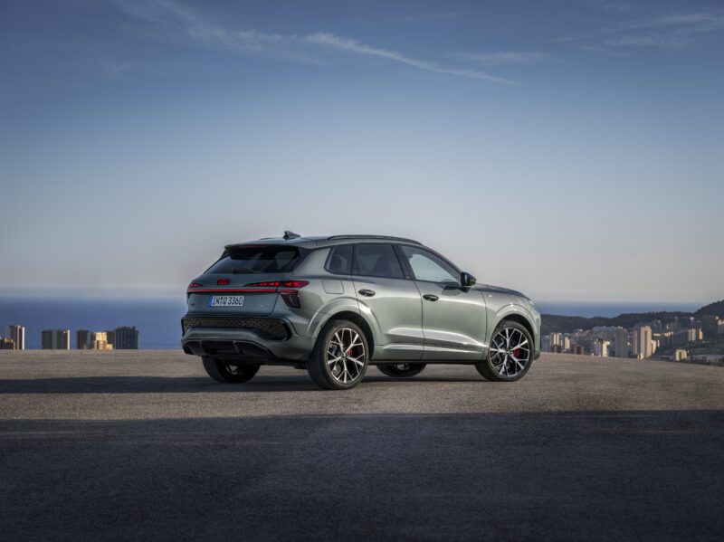 アウディQ3　日常のデジタルパートナーともいえる存在へ　歴代最良モデル