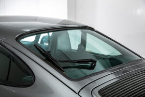 ポルシェ 911カレラ4 4WD　964 5MT ミツワ入庫履歴 左H ETC