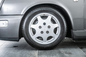 ポルシェ 911カレラ4 4WD　964 5MT ミツワ入庫履歴 左H ETC