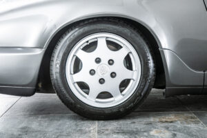 ポルシェ 911カレラ4 4WD　964 5MT ミツワ入庫履歴 左H ETC