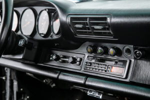 ポルシェ 911カレラ4 4WD　964 5MT ミツワ入庫履歴 左H ETC
