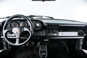 ポルシェ 911カレラ4 4WD　964 5MT ミツワ入庫履歴 左H ETC
