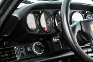 ポルシェ 911カレラ4 4WD　964 5MT ミツワ入庫履歴 左H ETC