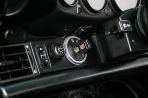 ポルシェ 911カレラ4 4WD　964 5MT ミツワ入庫履歴 左H ETC