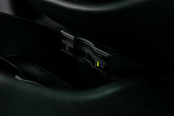 V220dアバンギャルド EXロングブラックSUITE