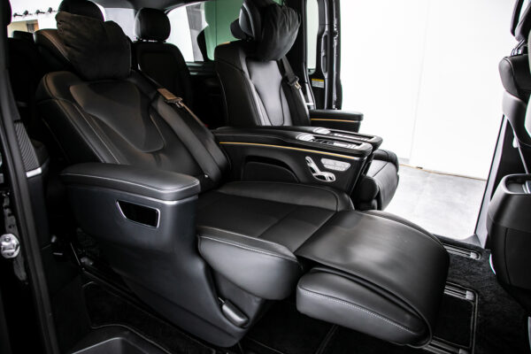 V220dアバンギャルド EXロングブラックSUITE