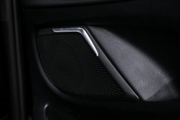 V220dアバンギャルド EXロングブラックSUITE