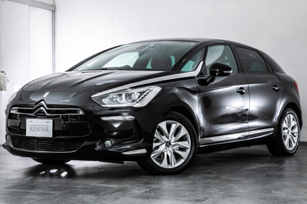 DS5 シック 1オーナー D整備記録簿7枚 赤レザー Bカメ