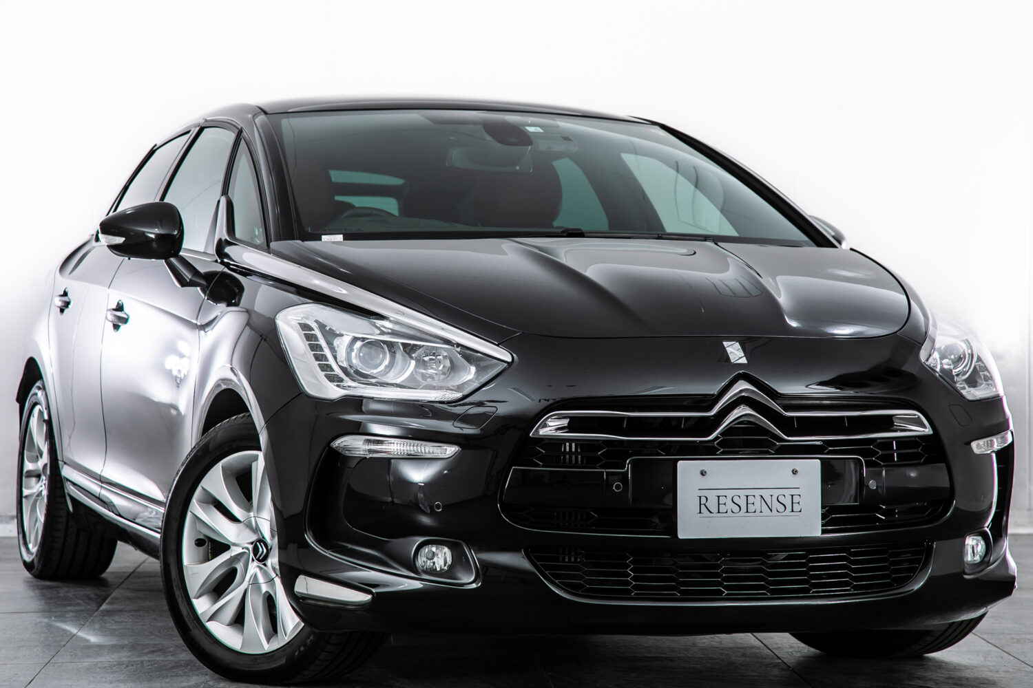 DS5 シック 1オーナー D整備記録簿7枚 赤レザー Bカメ