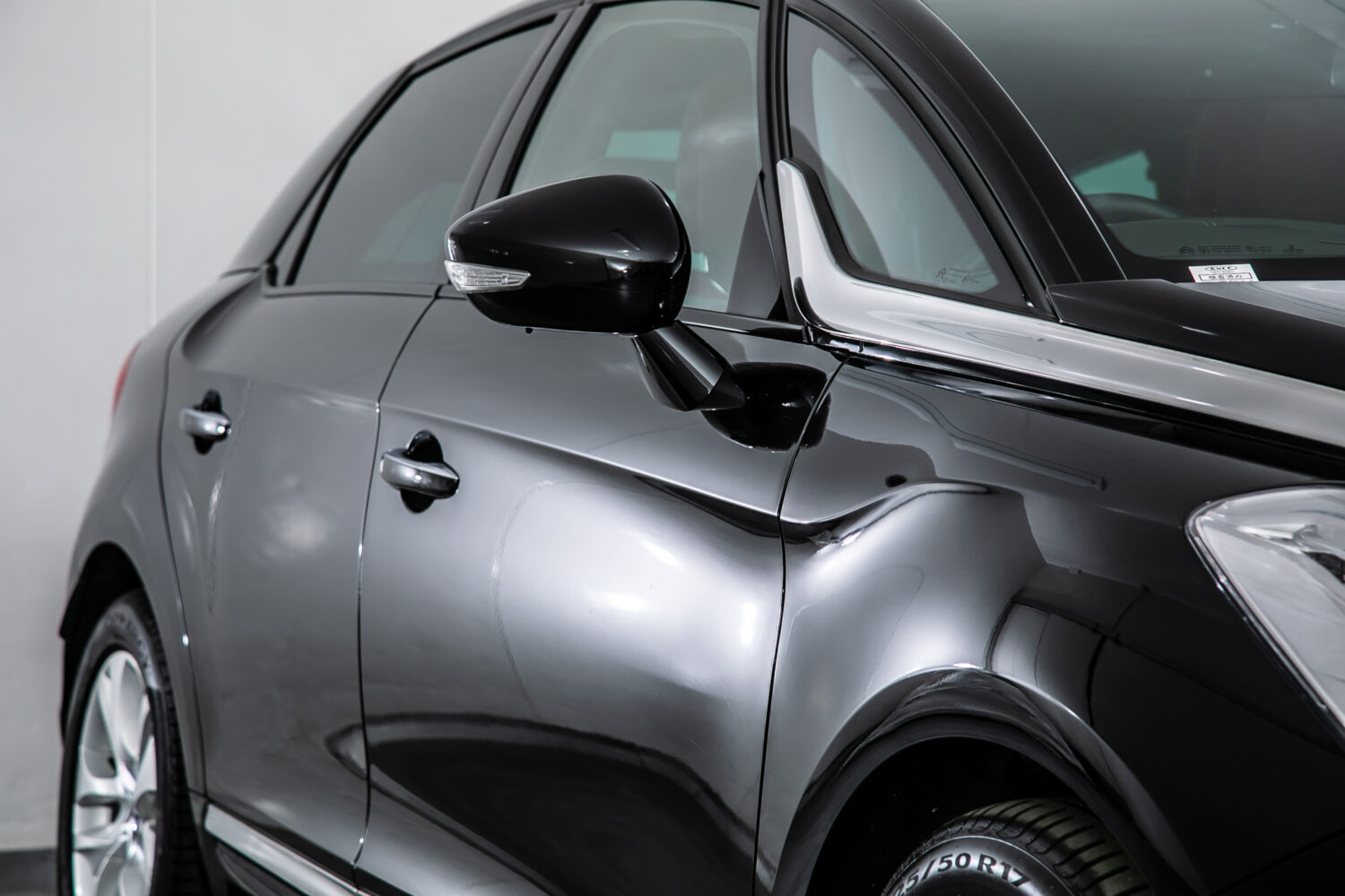 DS5 シック 1オーナー D整備記録簿7枚 赤レザー Bカメ