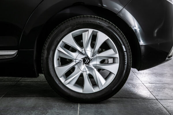 DS5 シック 1オーナー D整備記録簿7枚 赤レザー Bカメ