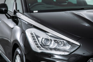 DS5 シック 1オーナー D整備記録簿7枚 赤レザー Bカメ