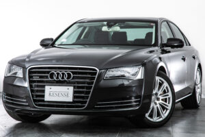 A8 4.2 FSIクワトロ 4WD 4.2 FSI クワトロ 4WD　V8 ワンオーナー 9000km 茶レザー 内装A