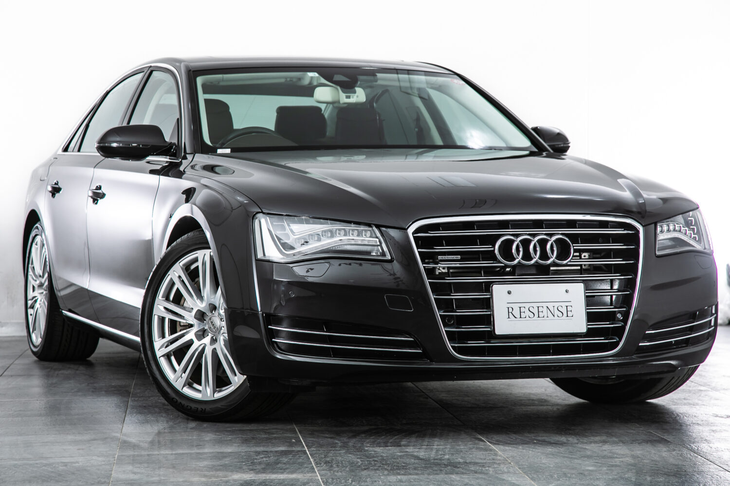 A8 4.2 FSIクワトロ 4WD 4.2 FSI クワトロ 4WD　V8 ワンオーナー 9000km 茶レザー 内装A