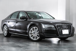 A8 4.2 FSIクワトロ 4WD 4.2 FSI クワトロ 4WD　V8 ワンオーナー 9000km 茶レザー 内装A