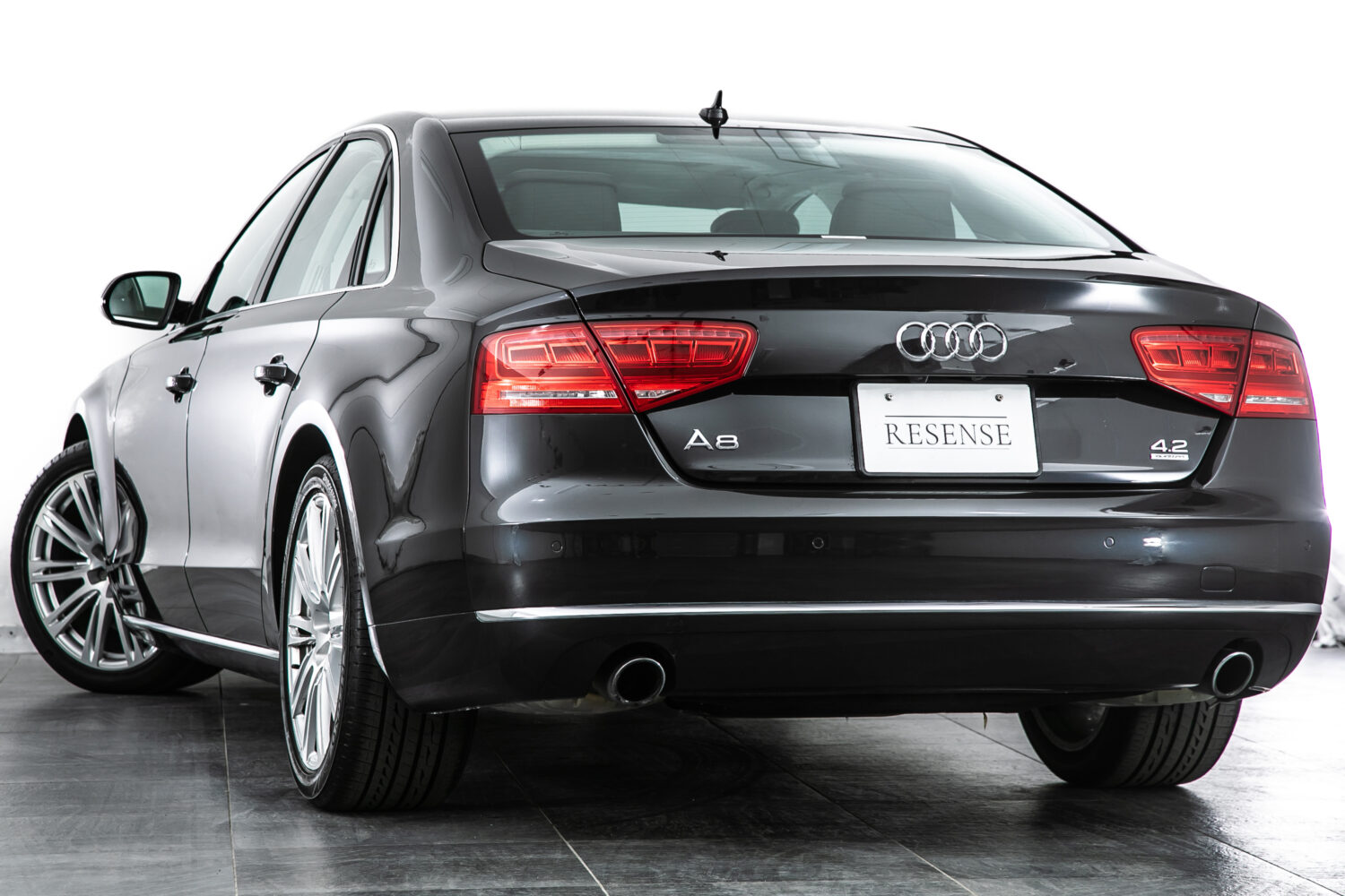 A8 4.2 FSIクワトロ 4WD 4.2 FSI クワトロ 4WD　V8 ワンオーナー 9000km 茶レザー 内装A