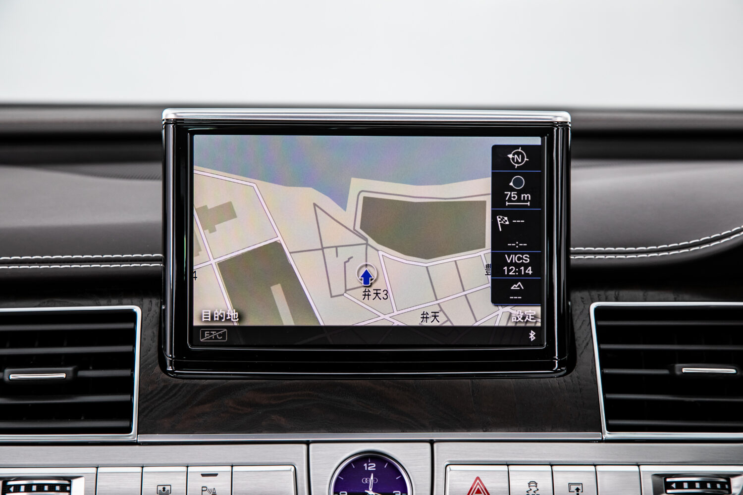 A8 4.2 FSIクワトロ 4WD 4.2 FSI クワトロ 4WD　V8 ワンオーナー 9000km 茶レザー 内装A