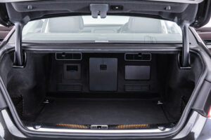 A8 4.2 FSIクワトロ 4WD 4.2 FSI クワトロ 4WD　V8 ワンオーナー 9000km 茶レザー 内装A