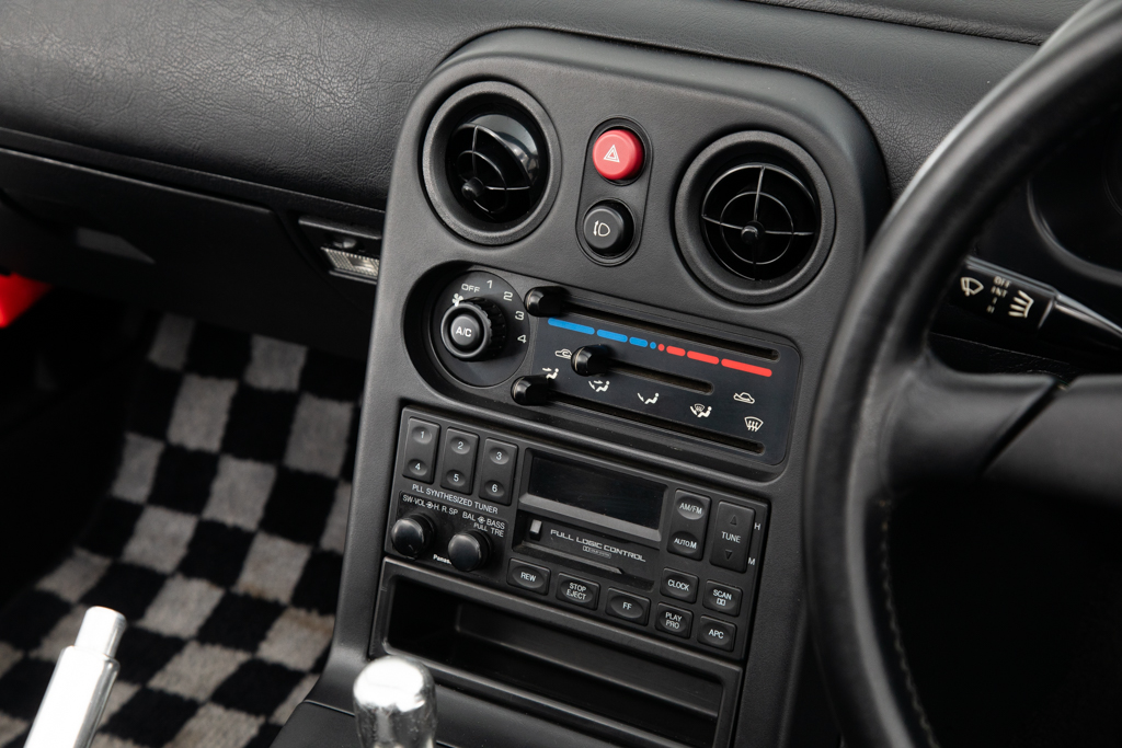 ロードスター　1.6　ユーノス　ワンオーナー 5MT