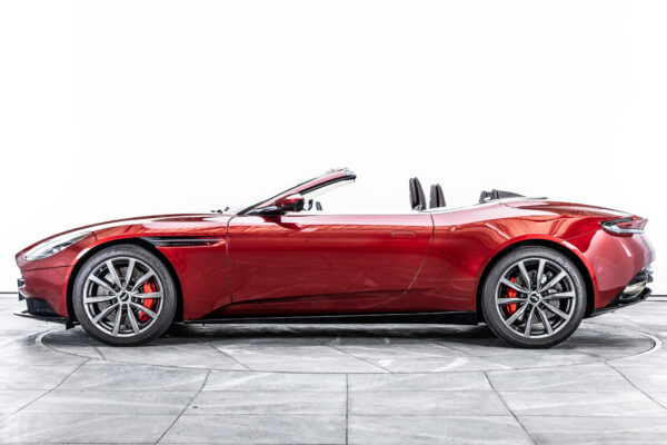 DB11ヴォランテ V8