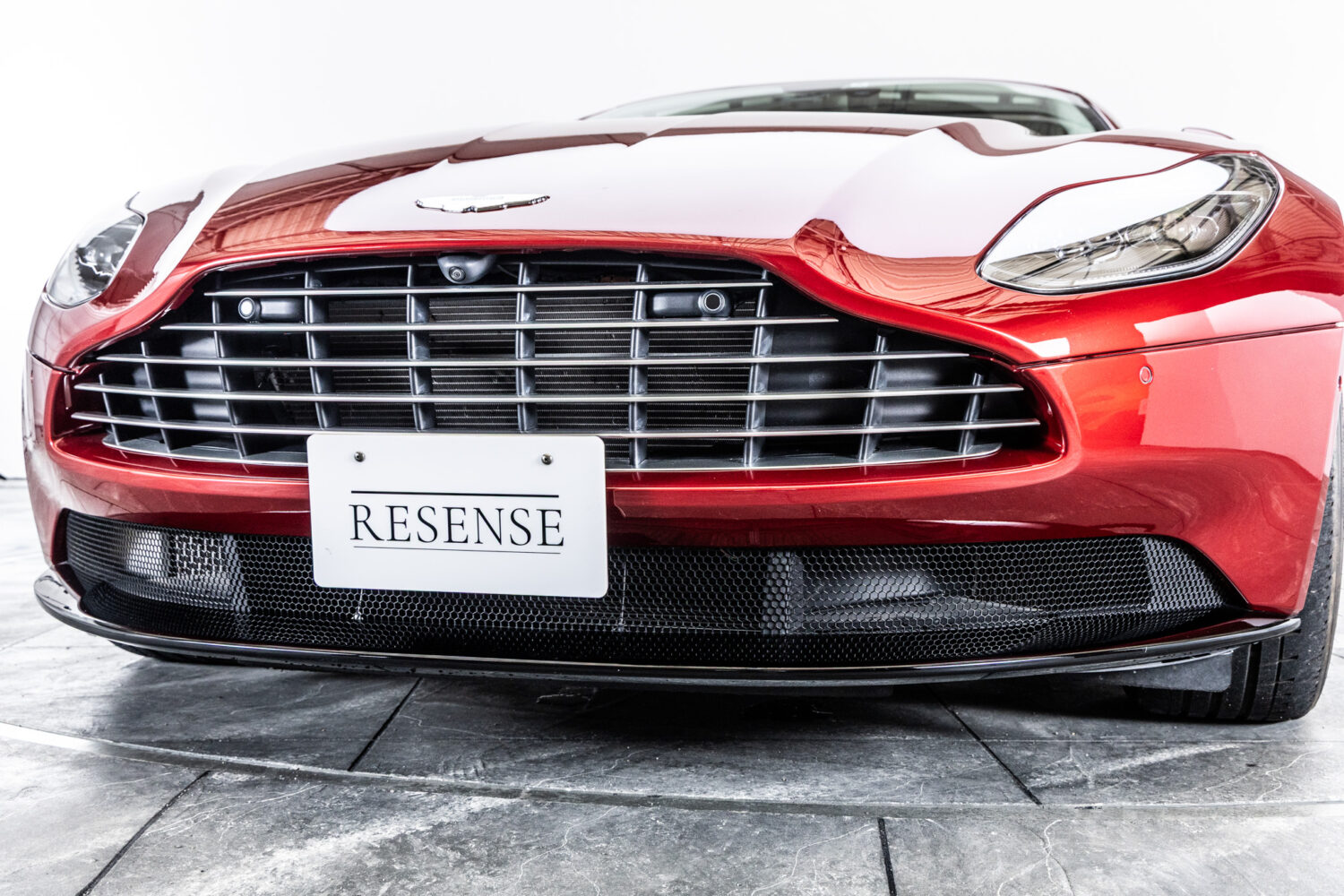 DB11ヴォランテ V8