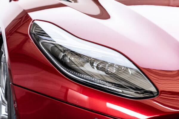 DB11ヴォランテ V8