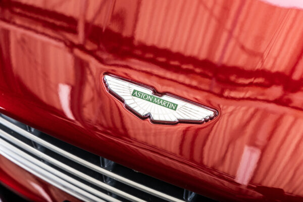 DB11ヴォランテ V8