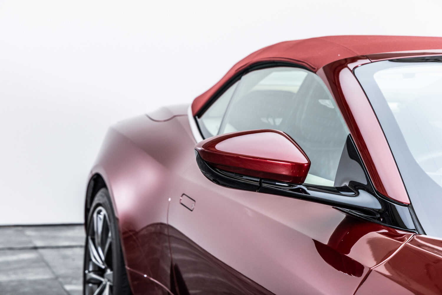 DB11ヴォランテ V8