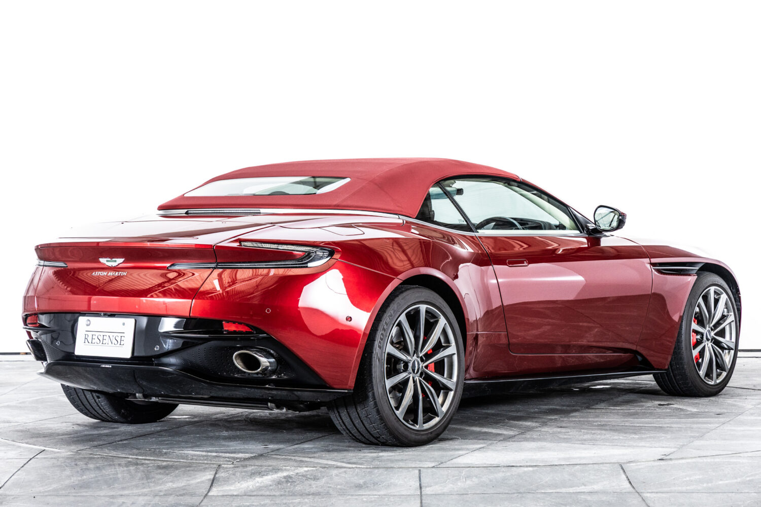 DB11ヴォランテ V8