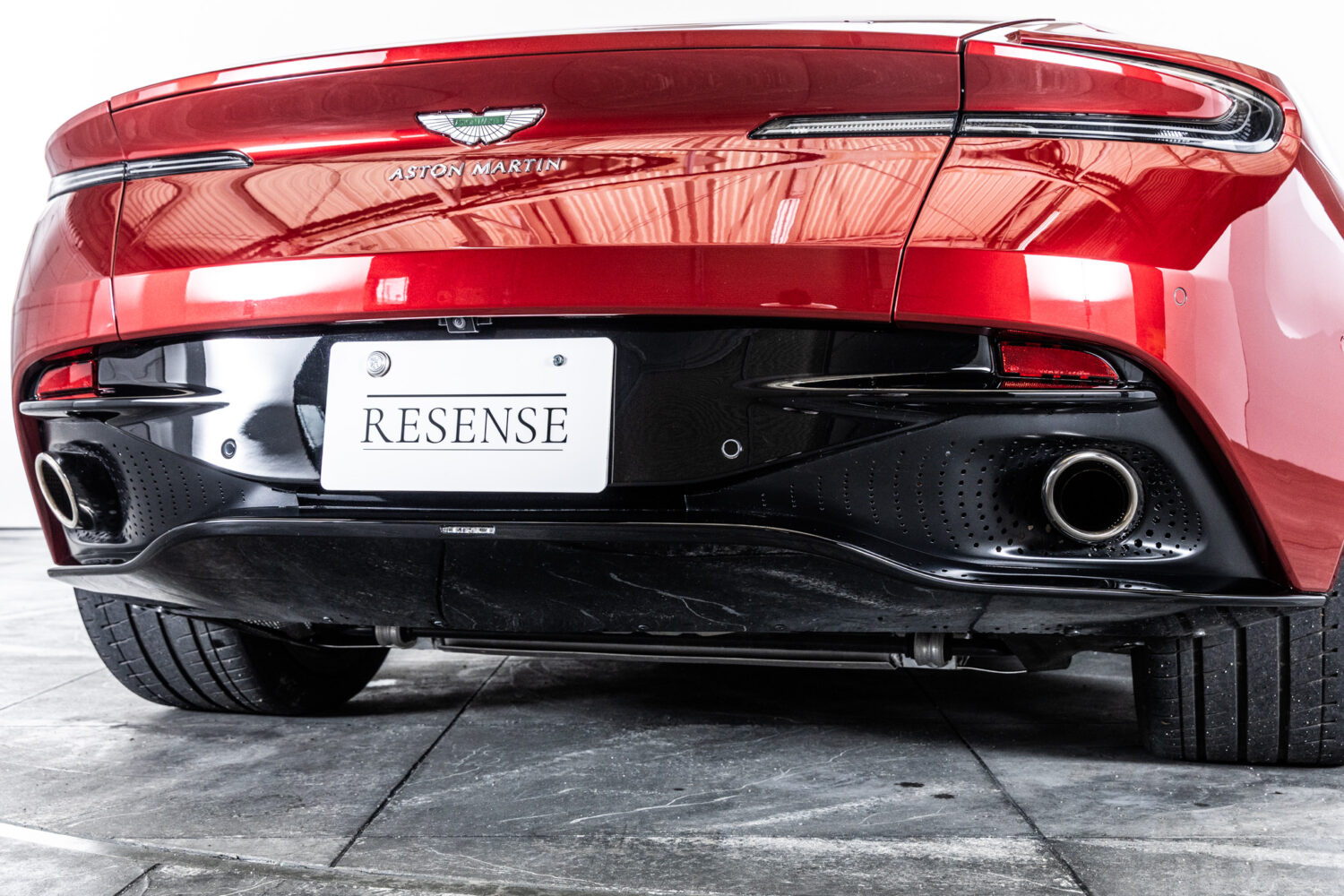 DB11ヴォランテ V8