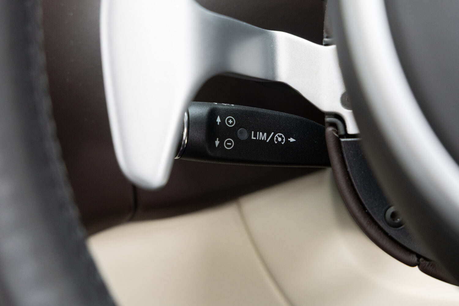 DB11ヴォランテ V8
