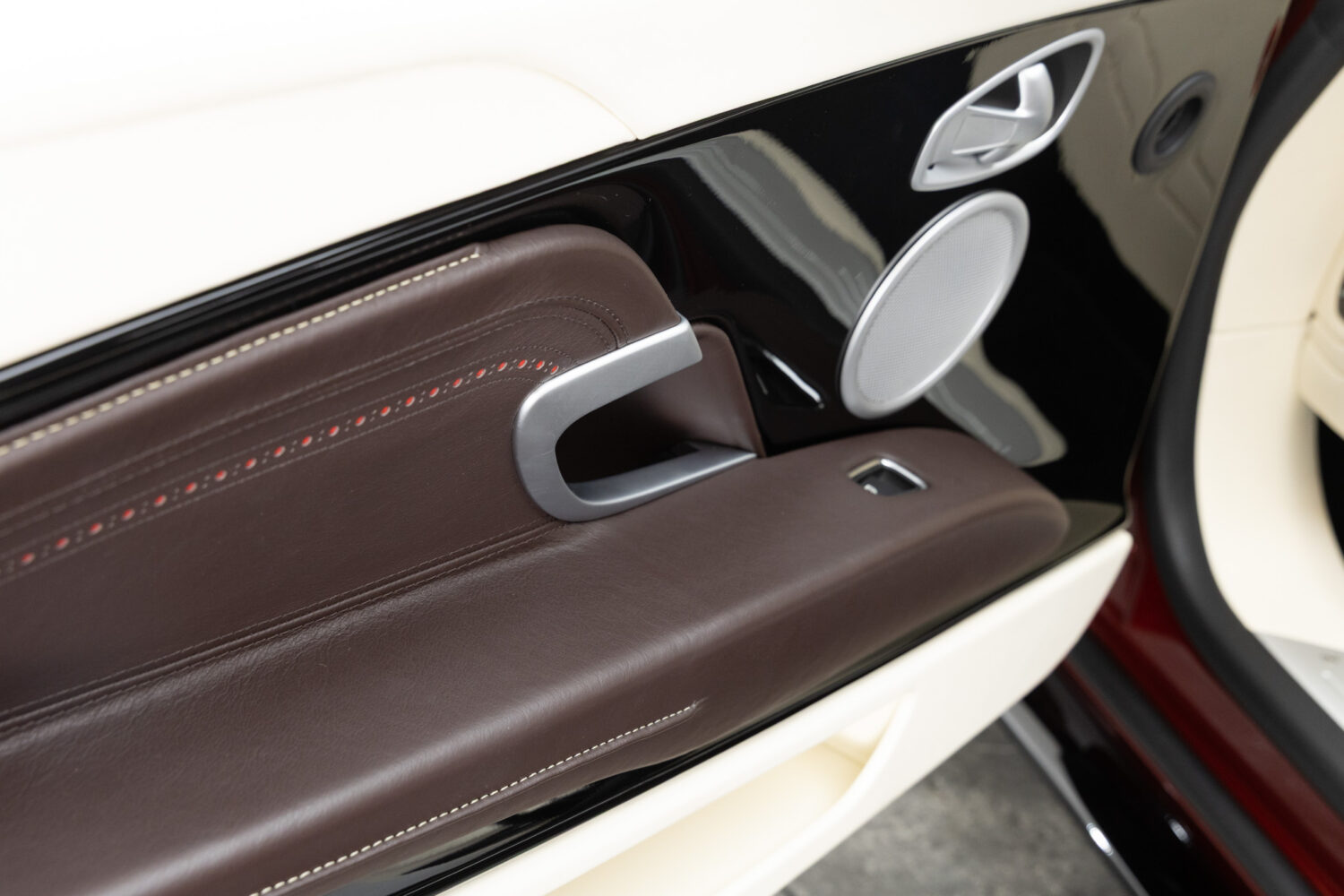 DB11ヴォランテ V8