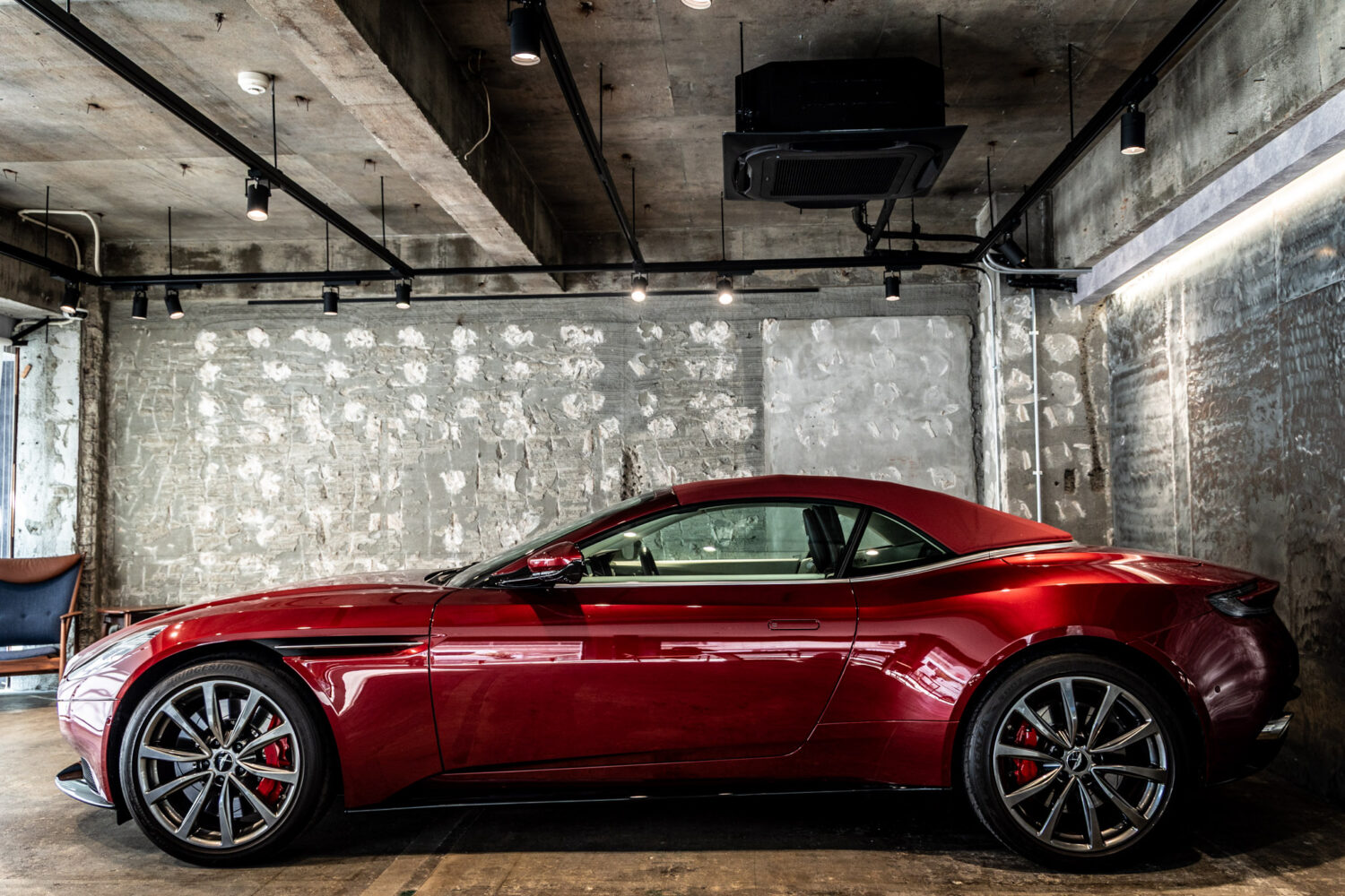 DB11ヴォランテ V8