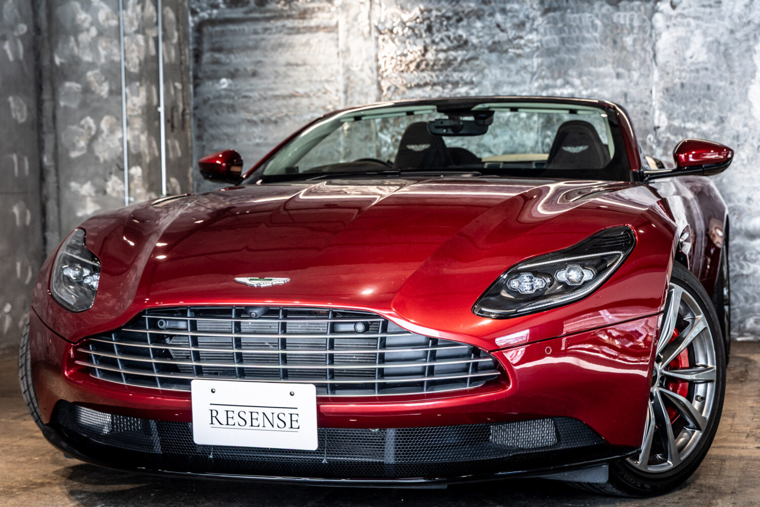 DB11ヴォランテ V8