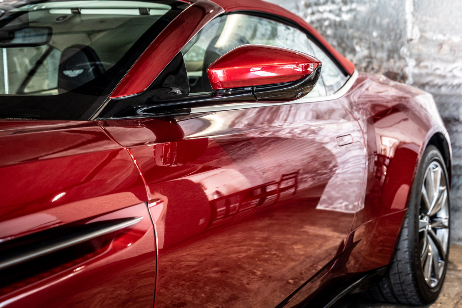 DB11ヴォランテ V8