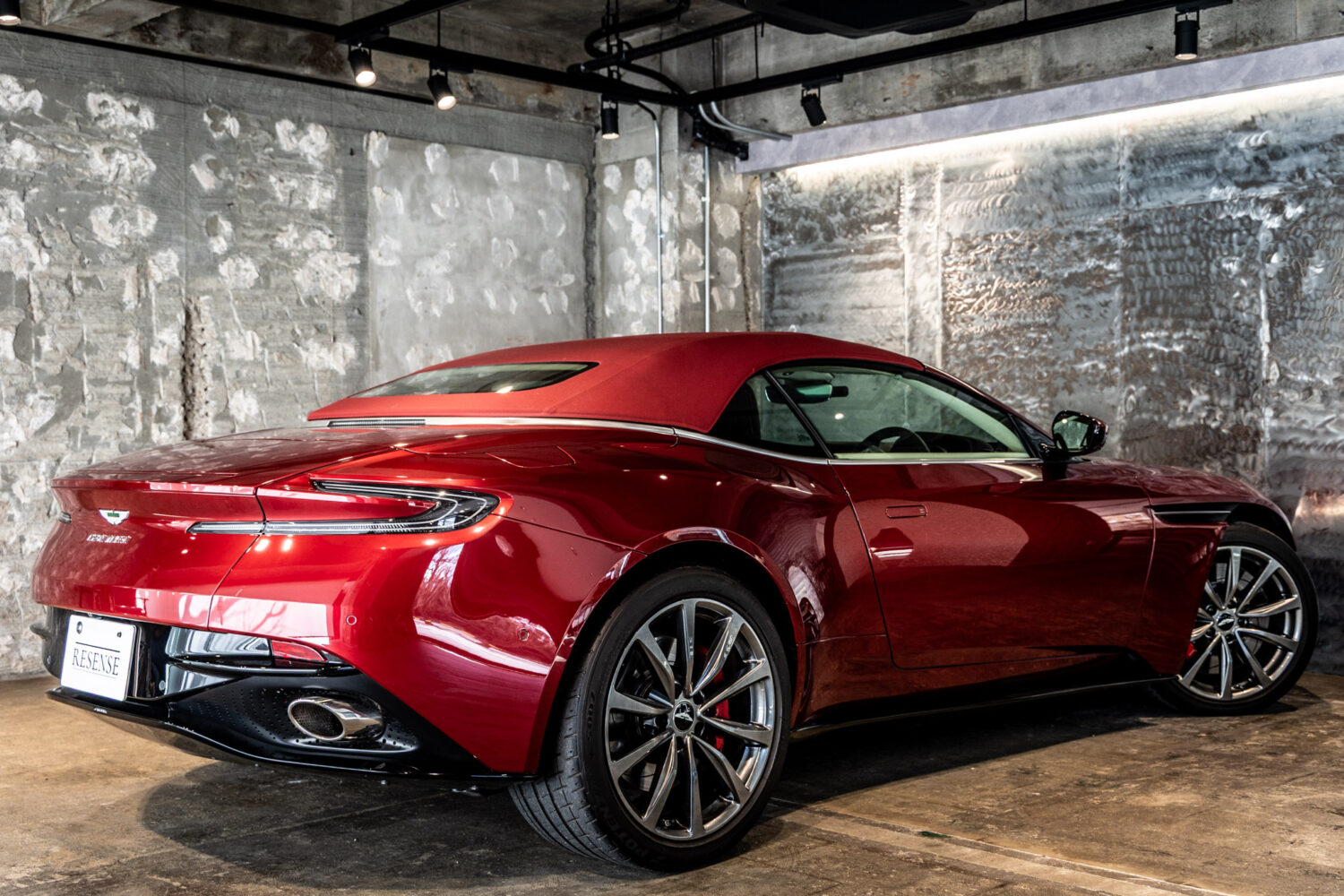 DB11ヴォランテ V8